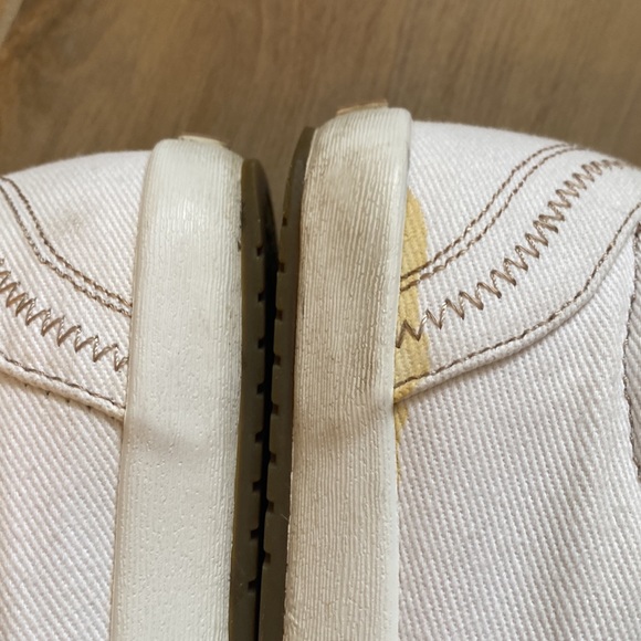 TAOS STAR SNEAKER SHOE 8.5 (38) - Picture 8 of 10